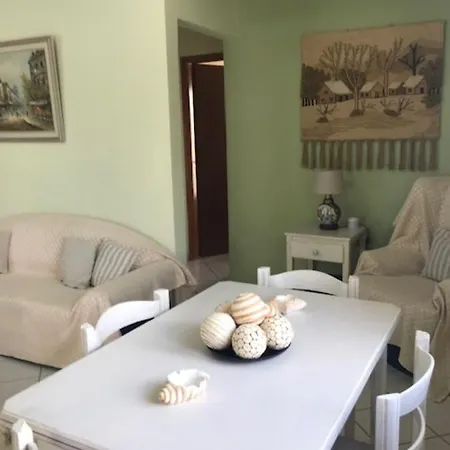 Filippos House شقة